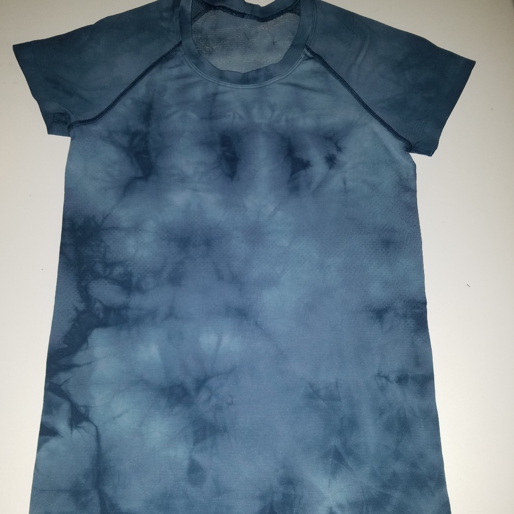Lululemon short sleeve marble swiftly shirt